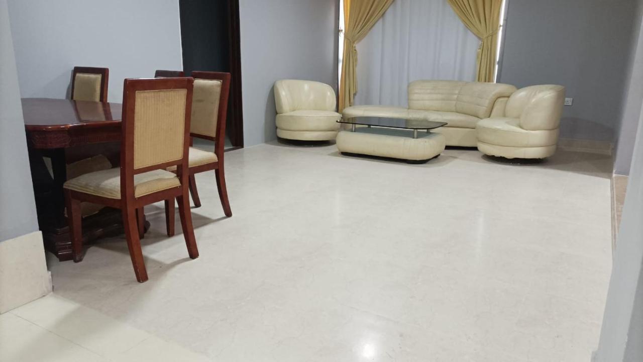 Almansoori Villa2022 도하 객실 사진
